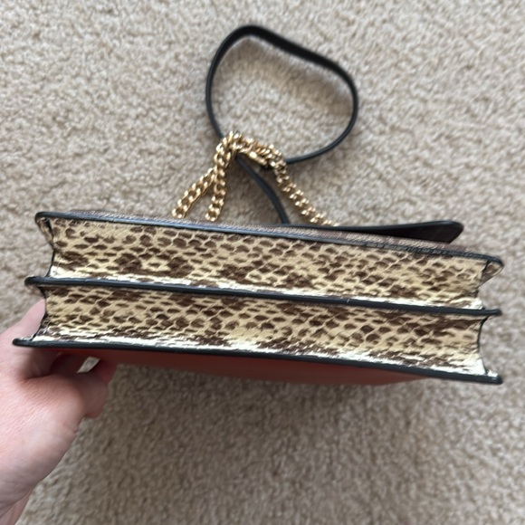 Coach Crossbody - Picture 4 of 8